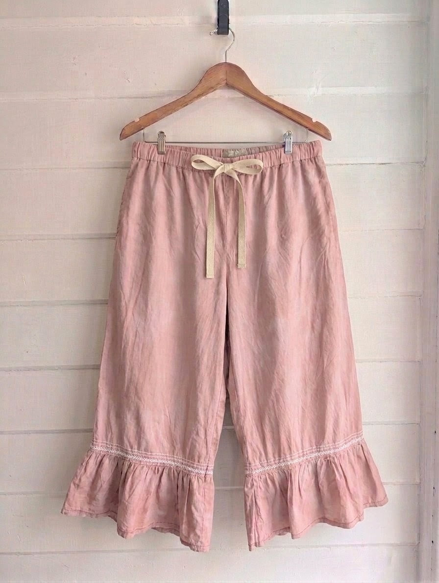 Frilled bloomers