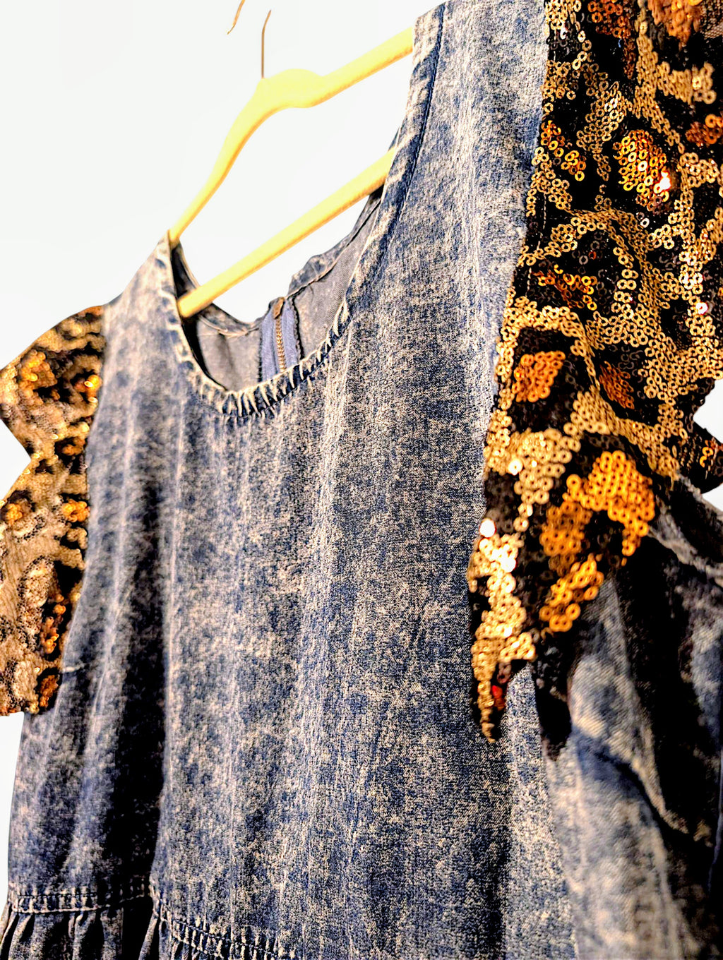 Leopard print sequins frill dress