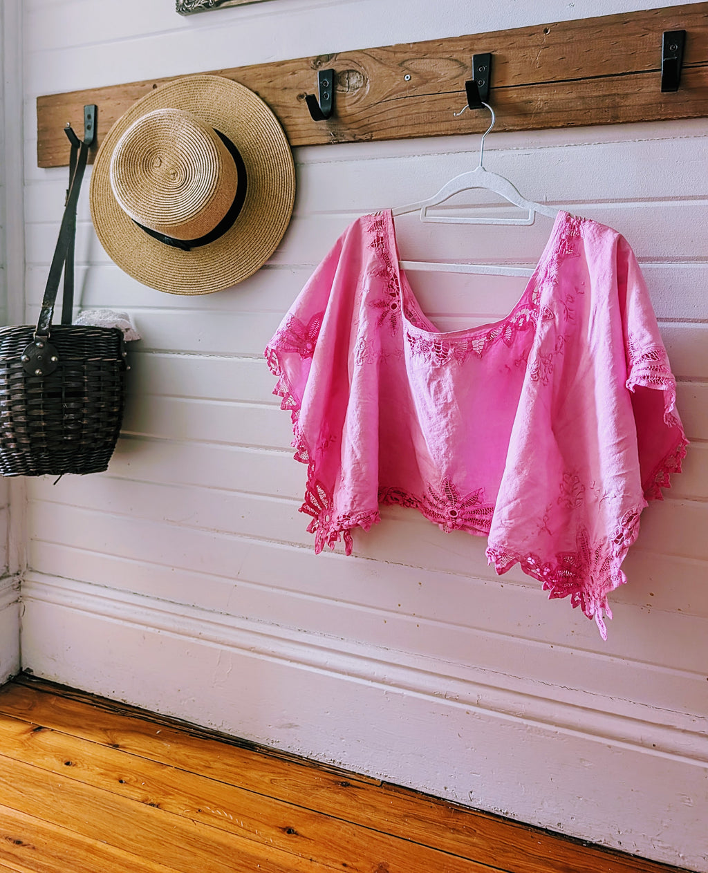 Boxy vintage swing top