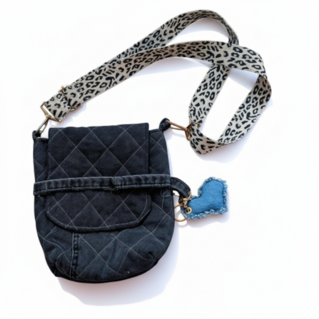 Quilted crossbody bag