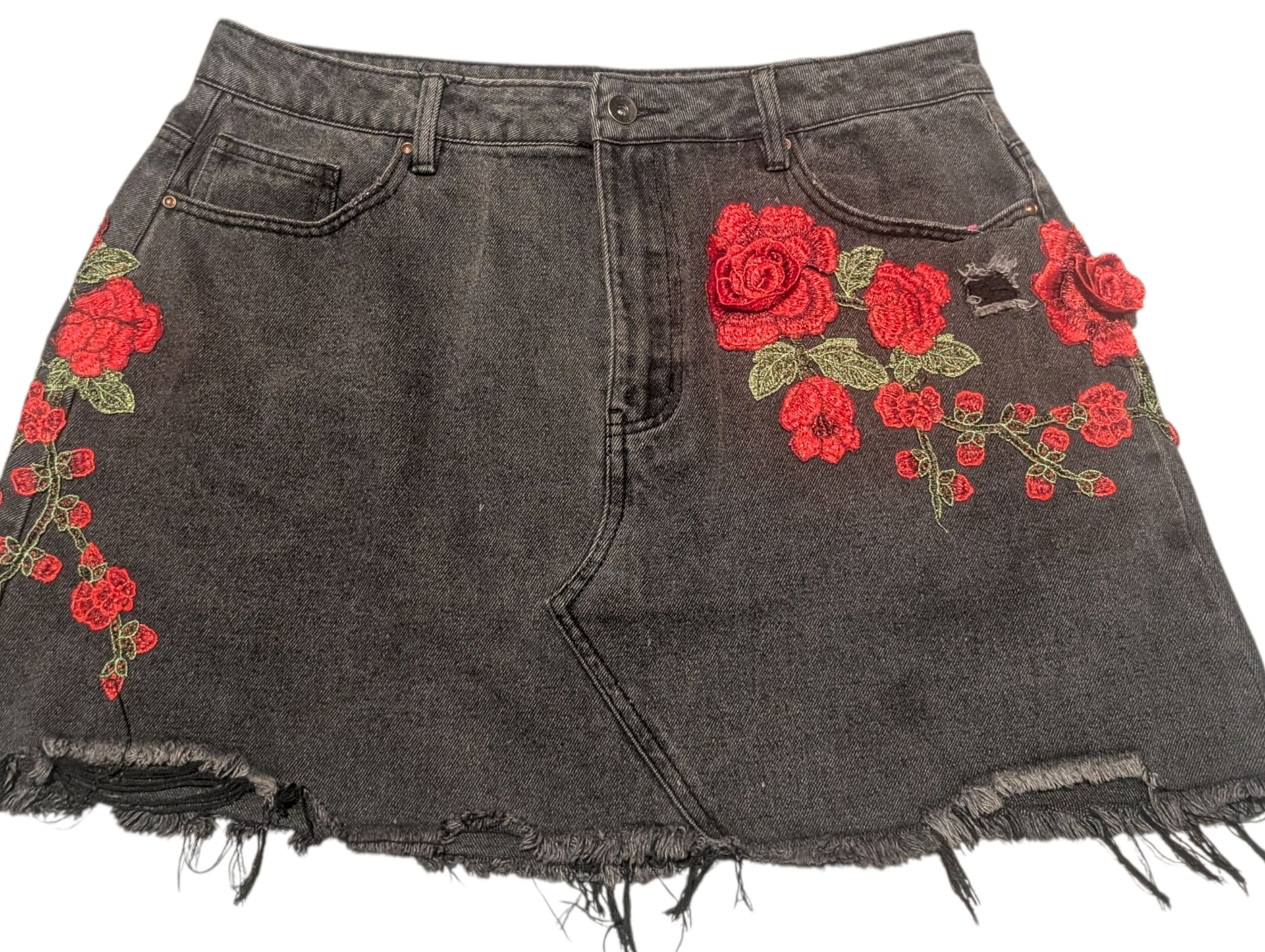 Red rose denim skirt